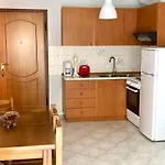 Mina 4 * Nea Kallikrateia